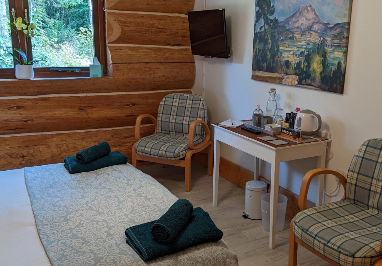 Owl Lodge Bed & Breakfast Kilmuir  Ngoại thất bức ảnh